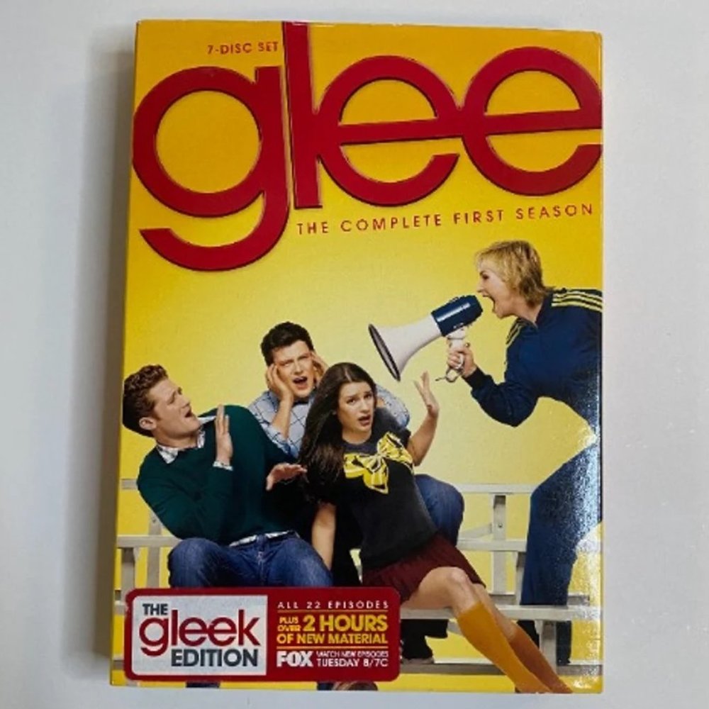 Glee Season 1 DVD set